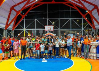 Gobernación de Caldas y Alcaldía de Victoria entregaron remodelado el coliseo Renán Barco: inversión supera los 440 millones