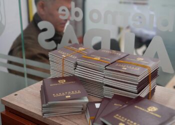 Gobierno de Caldas informa horarios de atención para trámites de pasaporte en la semana del 5 al 9 de enero de 2026