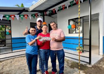 La Gobernación de Caldas sigue transformando la vida en zonas rurales con entregas de vivienda: una familia chinchinense, la nueva beneficiada