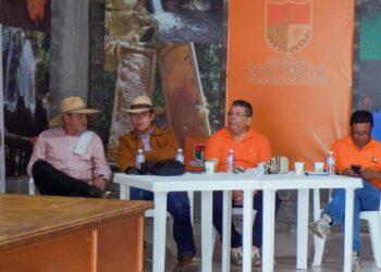 Caldas impulsa la cadena productiva del caucho natural con encuentro territorial en el oriente: se evaluará la construcción de una planta
