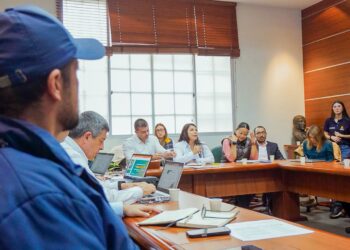 Caldas declara alerta amarilla por incremento de lluvias y activa fase de preparación para la respuesta