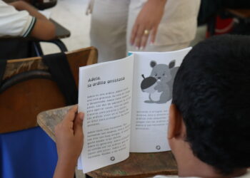 Estudiantes de primaria de Caldas mejoran su fluidez y comprensión de lectura gracias al programa Aprendamos Todos a Leer