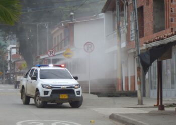 Territorial de Salud de Caldas realiza intervención química en Supía para controlar aumento de casos de dengue