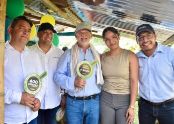 Gobernación de Caldas hace seguimiento al avance de la construcción de 400 estufas ecoeficientes en Marquetalia