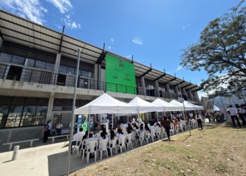 La Gobernación de Caldas entregó en donación al SENA el Centro de Desarrollo Minero, Ambiental y Empresarial del Alto Occidente, en Marmato