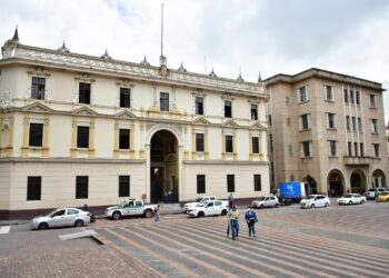 Salud, infraestructura vial y conectividad aérea, los tres primeros temas clave que Caldas socializó con el nuevo Gobierno Nacional