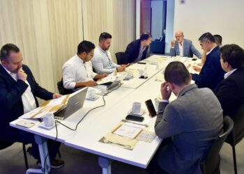 Gobierno de Caldas y Congresistas de la región se unen para gestionar recursos que aporten a la reconstrucción del departamento