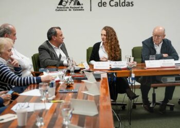 Gobernación de Caldas y gremio cafetero fortalecen alianza estratégica para garantizar la seguridad de cara a las elecciones cafeteras y el Plan Cosecha