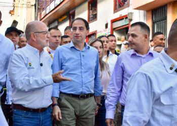 Gobierno Nacional, departamento y alcaldías avanzan en plan de reconstrucción: maquinaria amarilla, subsidios de arrendamiento y banco de elementos, entre las estrategias