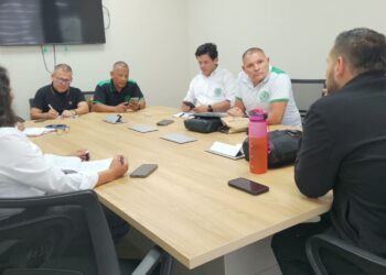 Gobernación de Caldas y sindicatos acuerdan nuevos ajustes al calendario escolar 2026 y 2027