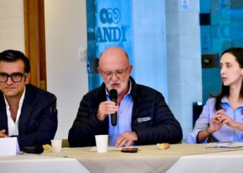 Gobernación y gremios de Caldas articulan esfuerzos para la recuperación económica y productiva tras el terremoto