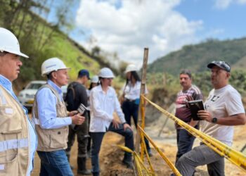 Comunidades destacan avances en las obras de la vía Salamina–La Merced, una intervención esperada por años: ejecución supera el 32%