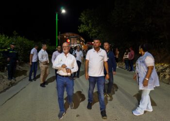 Con una inversión de más de $5.543 millones, Gobierno de Caldas y Alcaldía ponen a Marmato a estrenar alumbrado solar