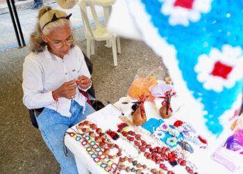 Gobernación de Caldas impulsa la reactivación económica en Villamaría y Riosucio y proyecta a Río es Moda hacia mercados internacionales