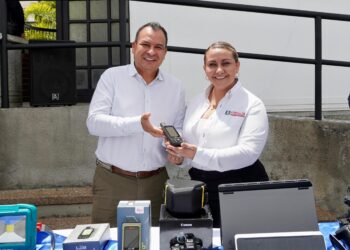 Gobernación de Caldas invierte $325 millones en tecnológica y movilidad para fortalecer la investigación judicial en el norte del departamento