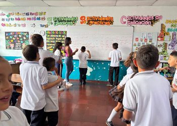 En Villamaría la inclusión acompaña a estudiantes y familias en momentos de emergencia: así avanza el proyecto de la Gobernación de Caldas