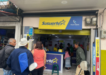 Caldas avanza en la entrega de apoyos económicos a damnificados por el sismo, con recursos de más de $3.647 millones destinados por la UNGRD